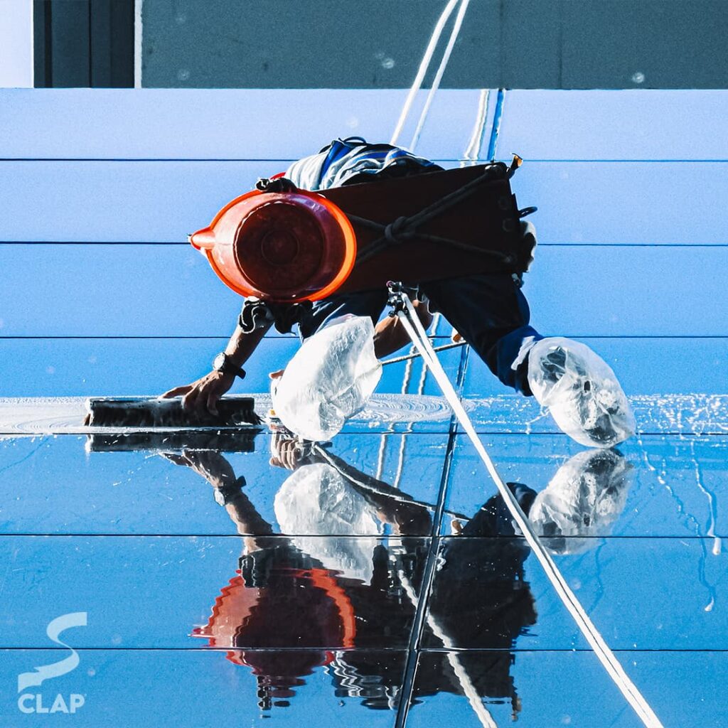 CLAP limpieza en altura limpieza de vidrios en altura empresa de limpieza en altura CABA mantenimiento edilicio en altura limpieza de fachadas profesional